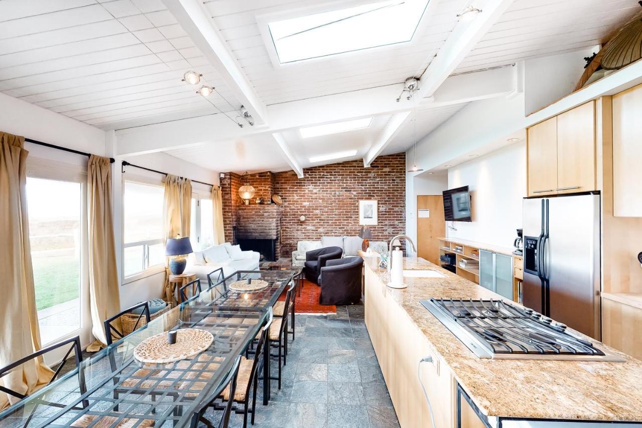 Captain'S Quarters Сисайд Номер фото